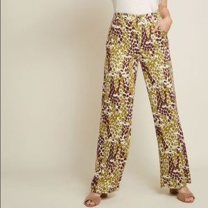 Modcloth Giraffe Printed Pants